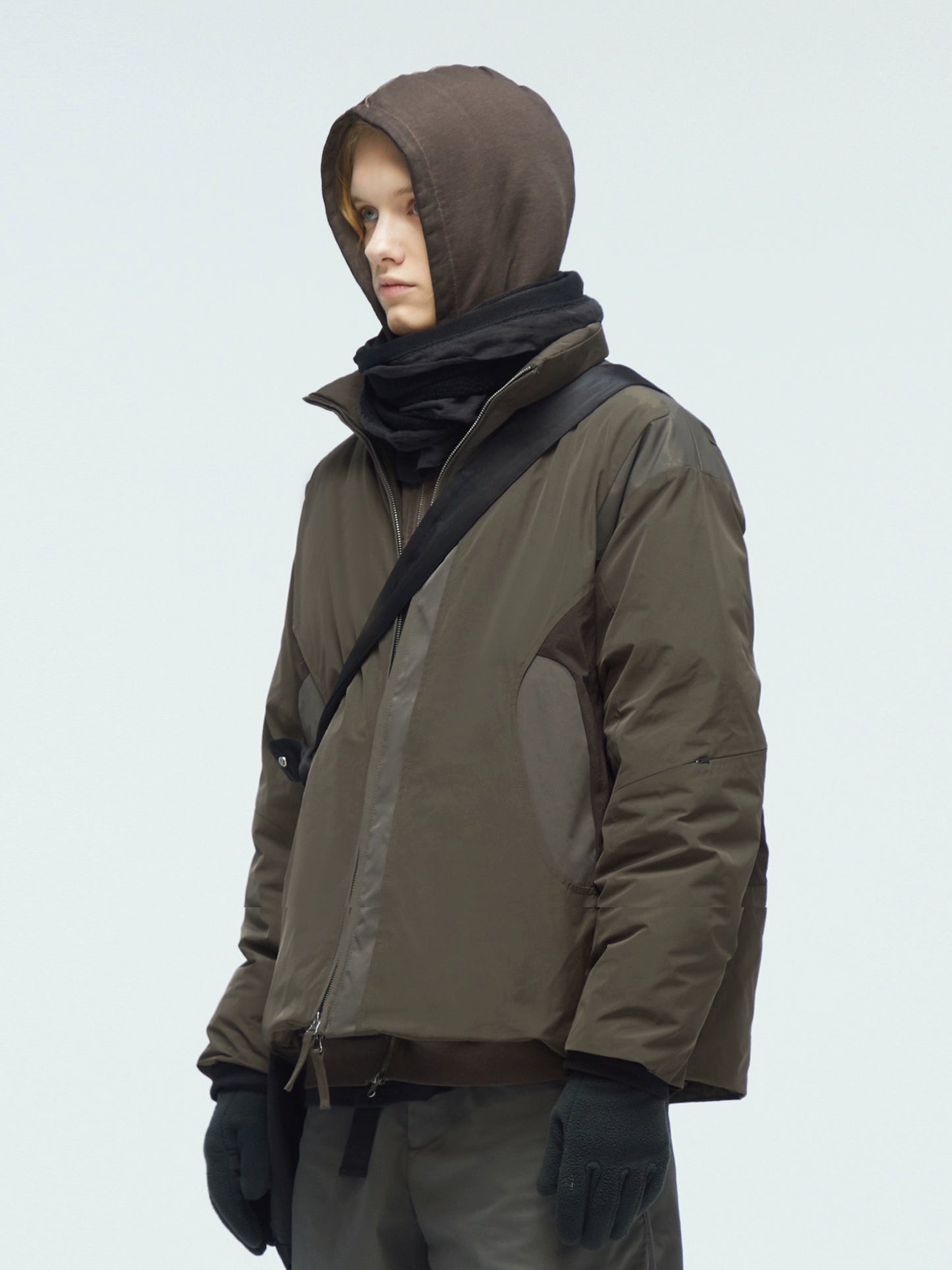 DECESOLO Multi-color stitched stand-up duck down jacket